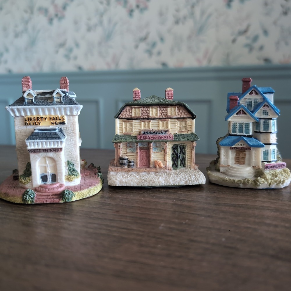 Liberty Falls Americana Collection Lot of 3 AH37 AH41 AH43 News Feed Dr Stevens